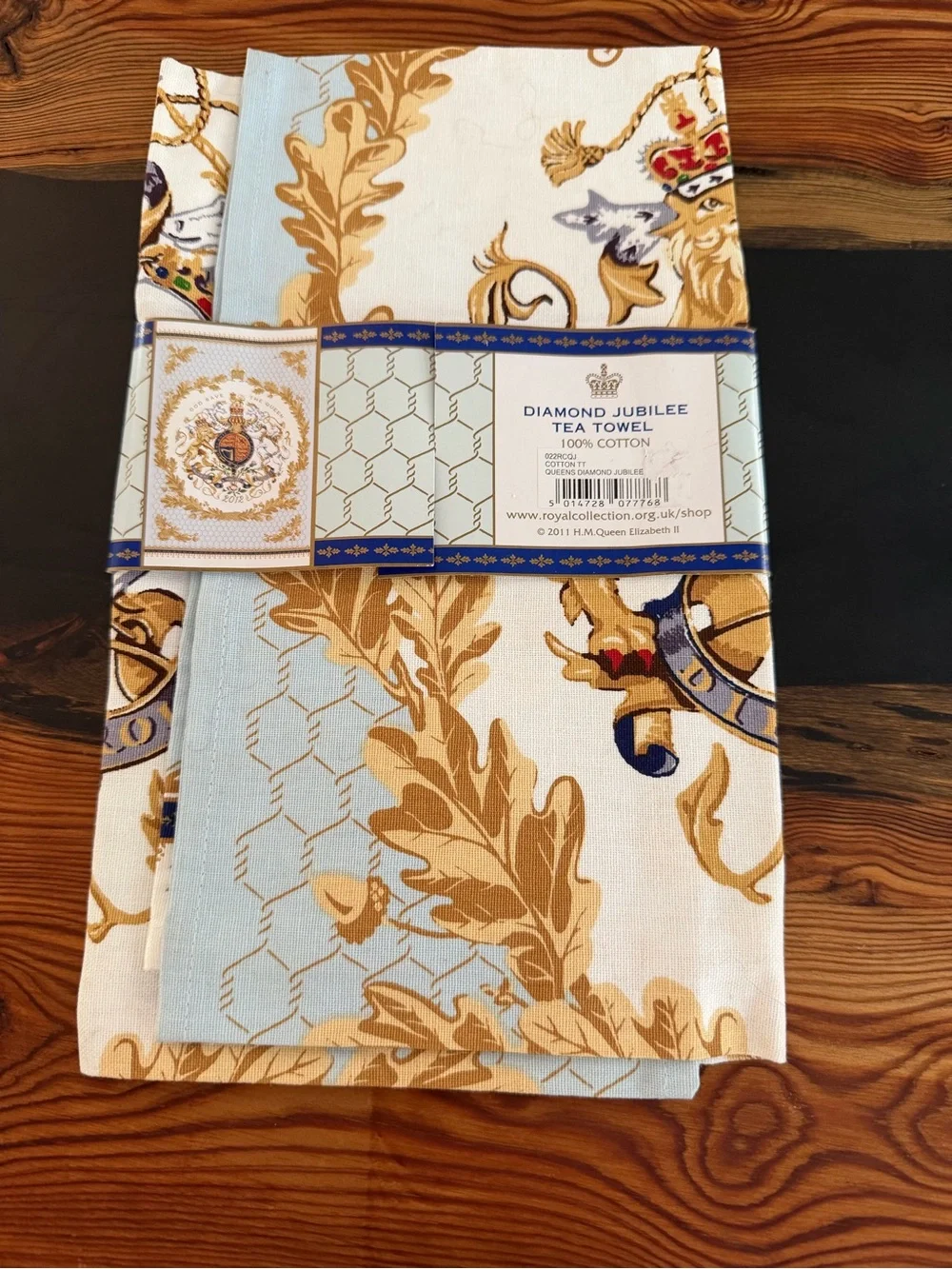 Diamond Jubilee Tea Towel 2012 NWT